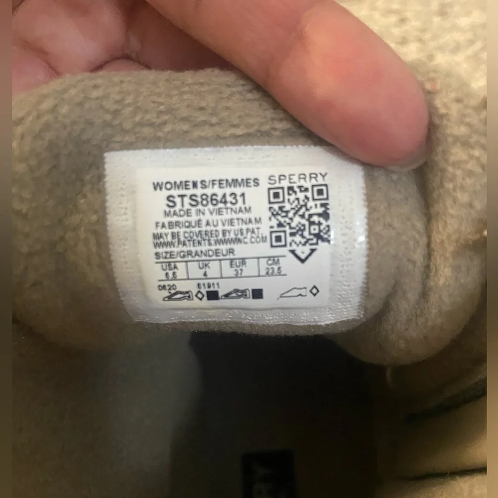 Sperry NWT booties - Picture 6 of 10